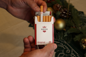 3 reasons to gift khoor cigarettes to loved ones this year